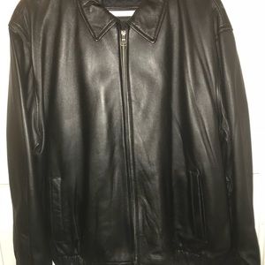 Mens leather jacket. Black size xl